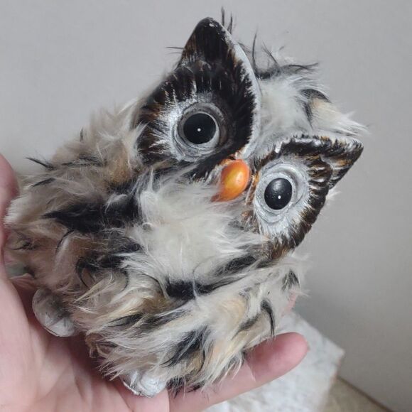 2 Owl Figurines One with Hanger - Picture 5 of 10